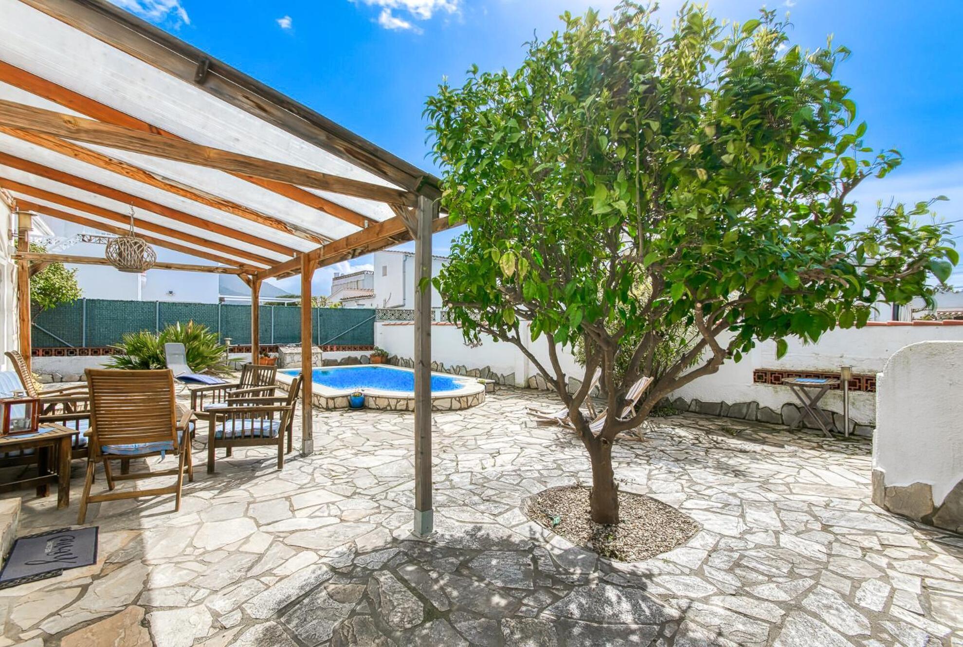 Holiday home Segria 8 Roses