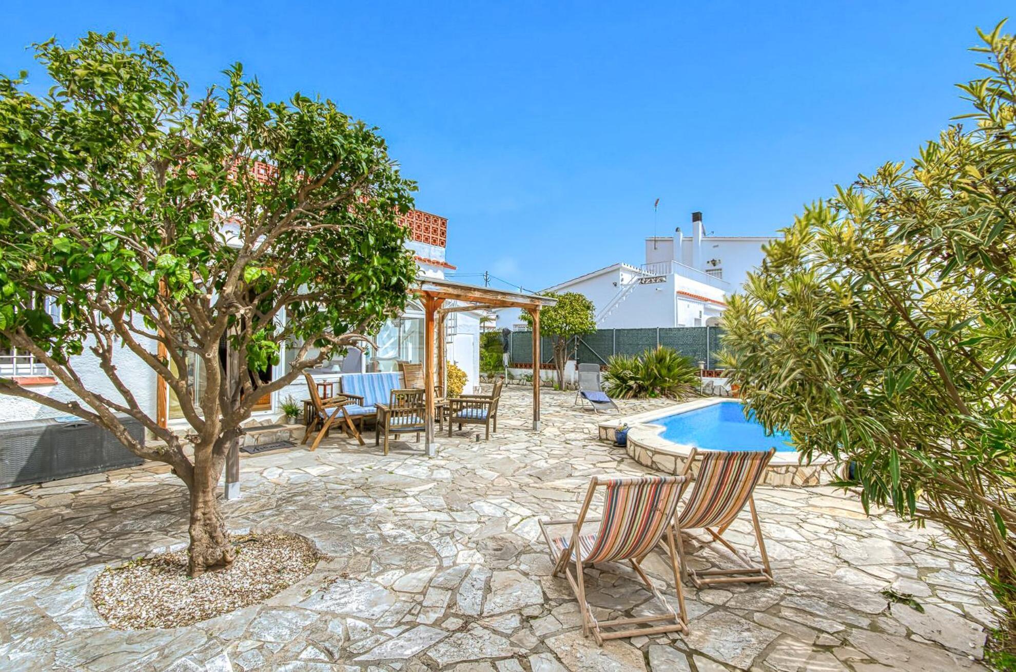 Holiday home Segria 8 *