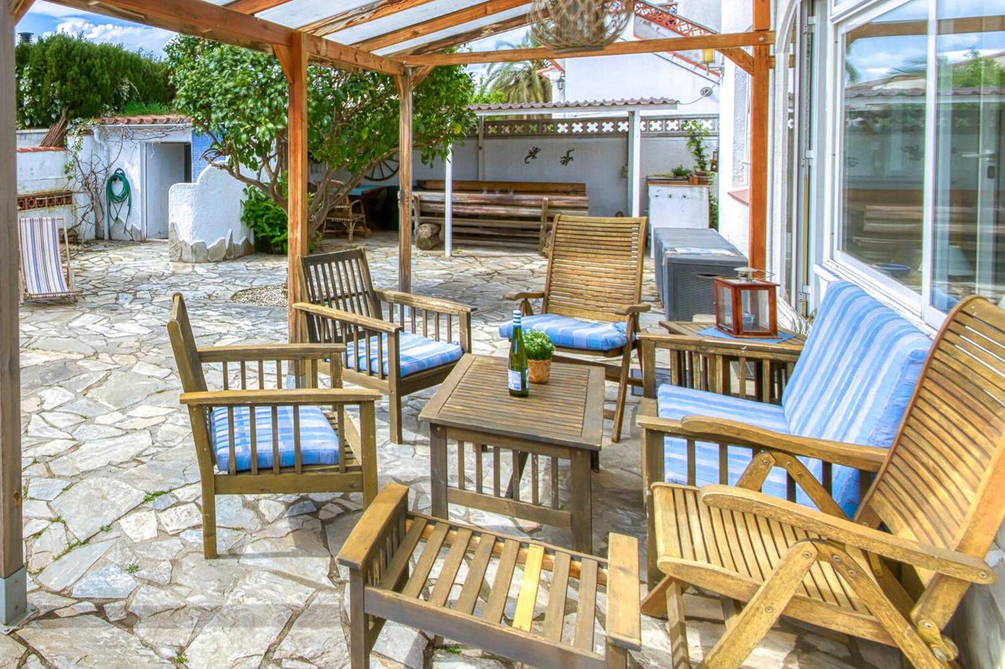 Holiday home Segria 8 Roses